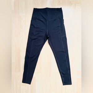 Girlfriend Collectice high rise black pocket leggings